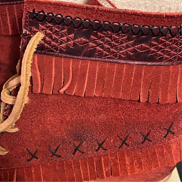 Freebird Tribe - Picture 4 of 6